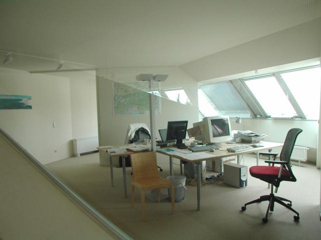 office013_03
